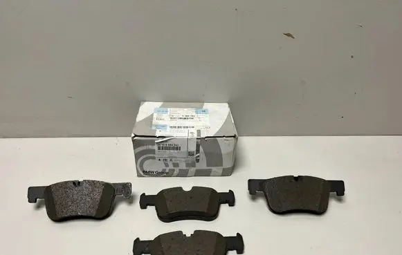 BMW 2 G42 Brake pads (front) 6884243