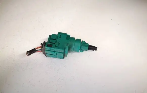 Brake pedal sensor switch