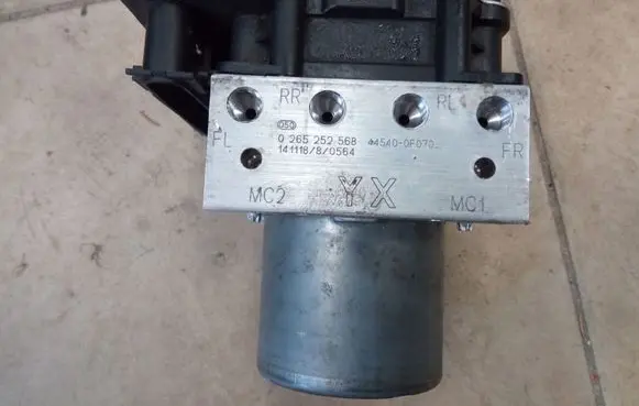 Toyota Verso ABS Pump 445400F070 NE55440