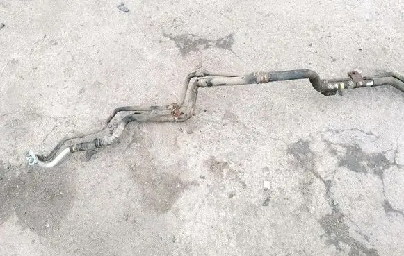 KIA Carnival Air conditioning (A/C) pipe/hose