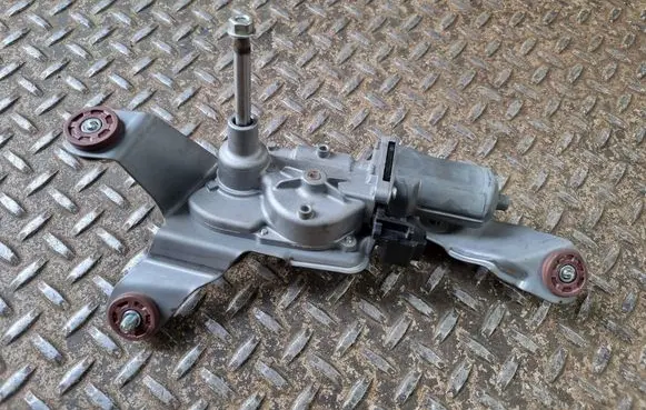 Mazda CX-5 II Rear window wiper motor KB7W67450