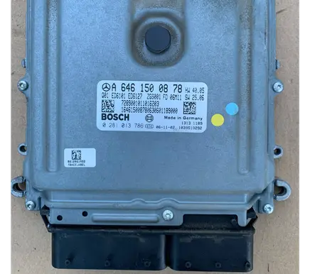 Mercedes-Benz Vito Viano W639 Engine control unit/module A6461500878 0281013786