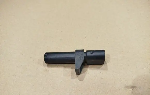 Smart ForTwo I Camshaft position sensor 0031539628