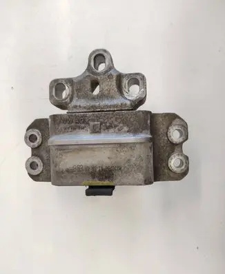 Volkswagen Golf V Engine mount bracket 1K0199555