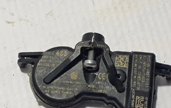Dodge Durango Tire pressure sensor 68313387AB