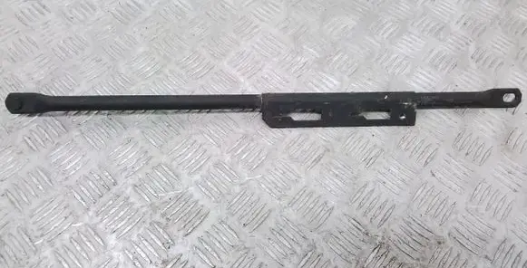 Volvo S90, V90 Radiator support slam panel bracket 31651561