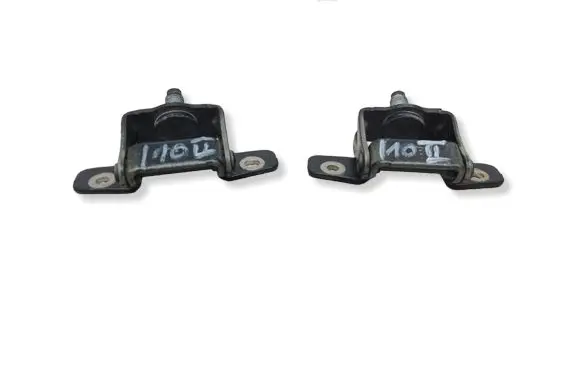 Hyundai i10 Tailgate/trunk/boot hinge 