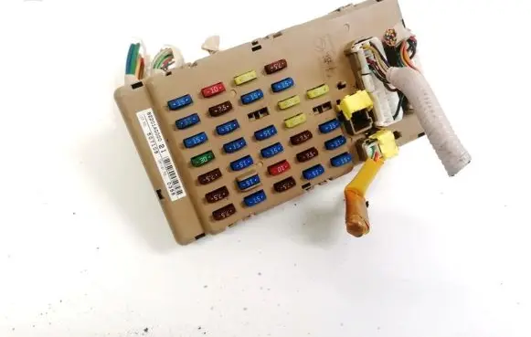 Subaru Legacy Fuse box set 82201AG000 507109