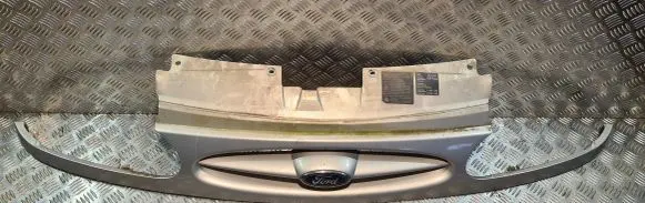 Ford Galaxy Quarter panel pressure vent 7M0853651