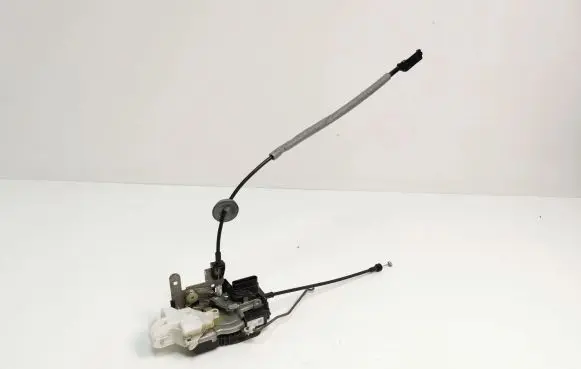 Volvo V40 Front door lock 31391824