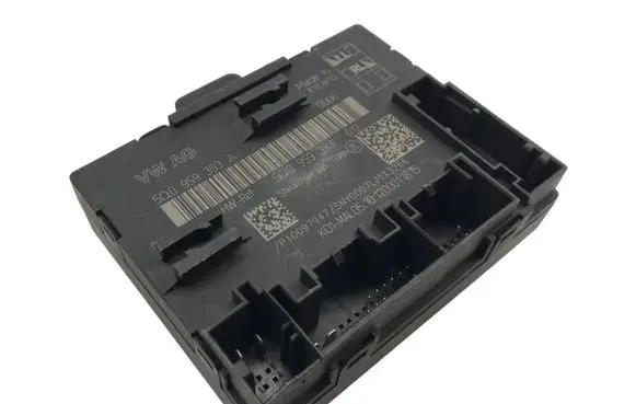 Volkswagen Golf VII Door control unit/module 5Q0959393A 5Q0959393