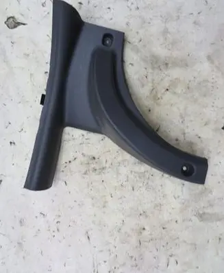 KIA Rio Rear sill trim cover GMAUTO4574097