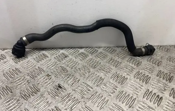 BMW 5 F10 F11 Engine coolant pipe/hose 7805796 17127805796