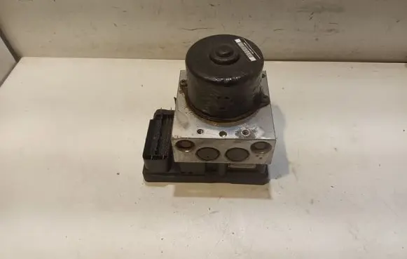 Ford Focus ABS Pump 2M512M110EE
