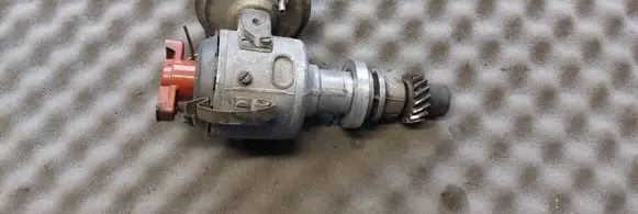 Volkswagen Scirocco Spark distributor 055905205P 0237022007 Z415