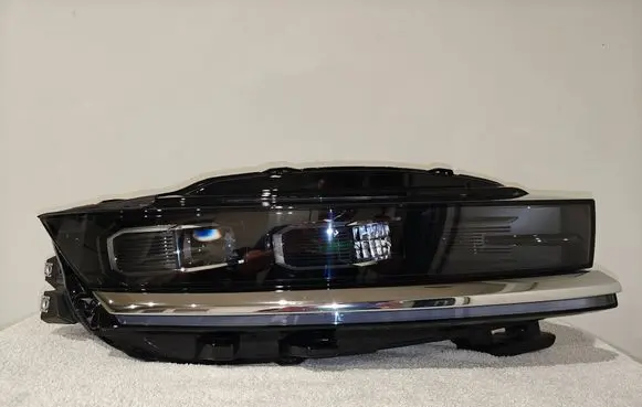 Volkswagen PASSAT B9 Headlight/headlamp 