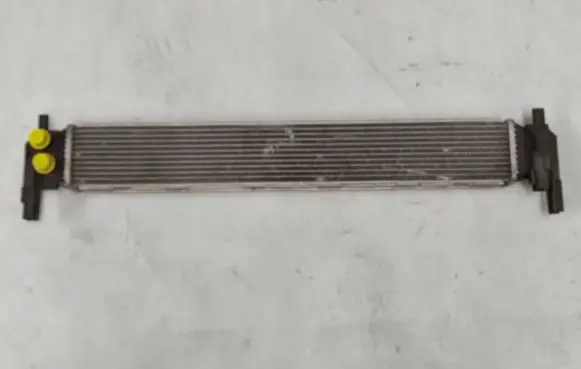 Audi A1 Intercooler radiator 6R0145805