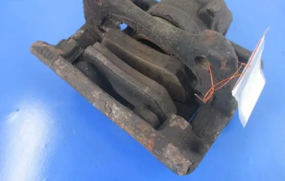 Renault Clio I Front brake caliper