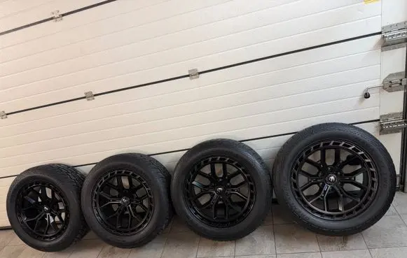 Ford Ranger IV R20 alloy rim 