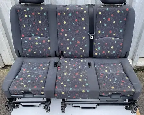 Mercedes-Benz Vaneo W414 Second row seats 