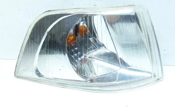 Volvo S40, V40 Headlight/headlamp