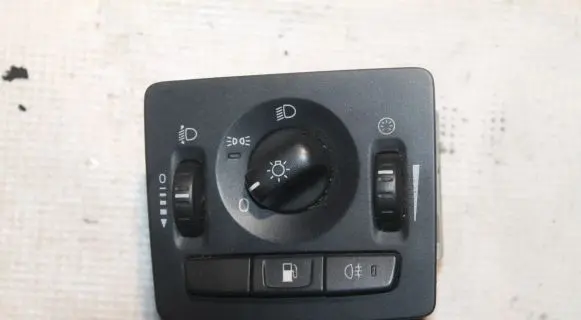 Volvo C30 Light switch 30739298