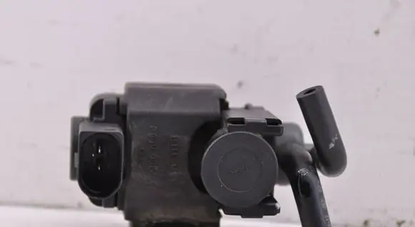 Audi A4 S4 B8 8K Turbo solenoid valve 059906609B