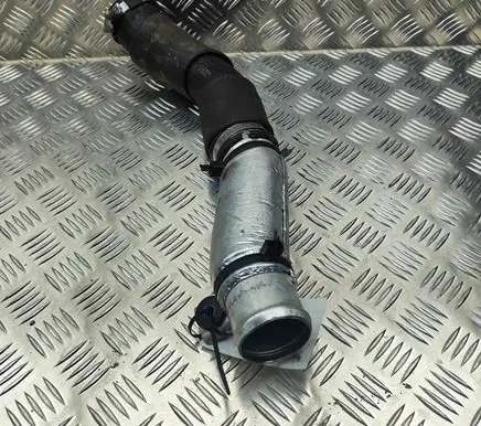 Intercooler hose/pipe