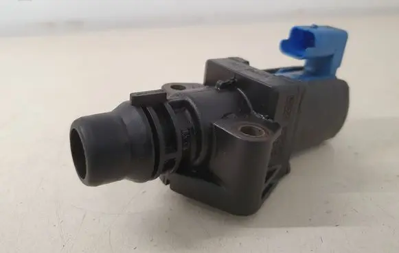 Coolant heater control valve