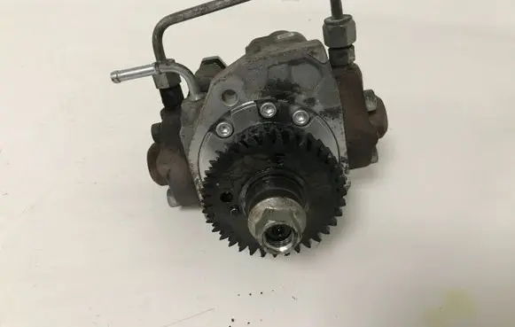 Subaru Forester SH Fuel injection high pressure pump 02940000981 30930 AA020