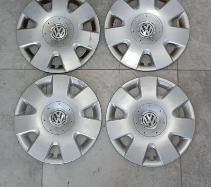 Volkswagen Polo IV 9N3 Other exterior part 6Q0601147P