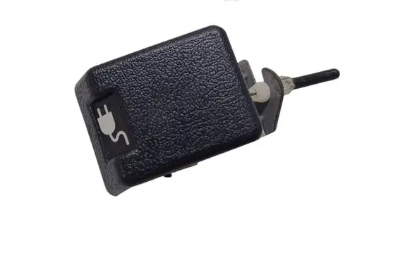 Peugeot iOn Fuel tank opening switch 