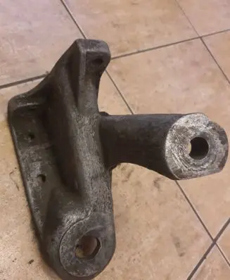 Volkswagen Golf I Gear shift cable bracket 431199307f