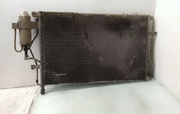 Volvo XC70 A/C cooling radiator (condenser)
