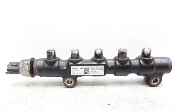 Volvo V50 Fuel main line pipe 9654592680