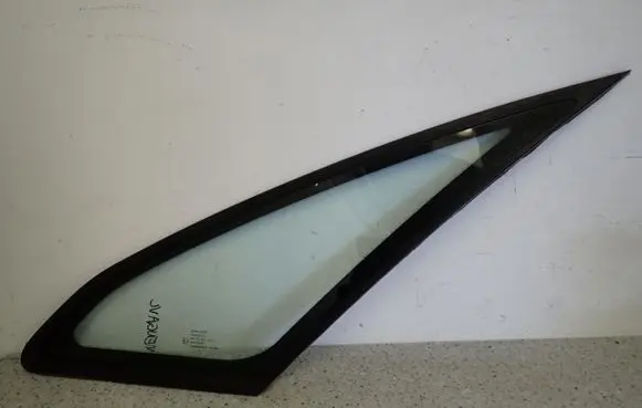 KIA Venga Side middle window/glass 