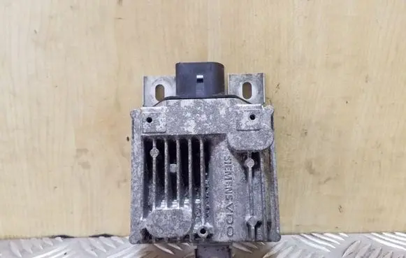 Volkswagen Touareg II Fuel injection pump control unit/module 7P0906093