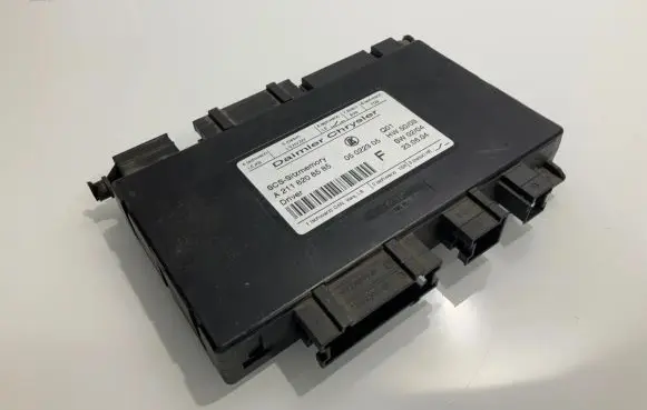 Mercedes-Benz E W211 Seat control module A2118208585 05022305 2118208585