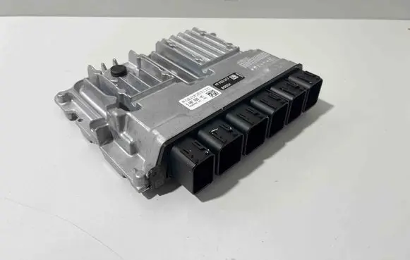 BMW X4 G02 Engine control unit/module 5A8F928