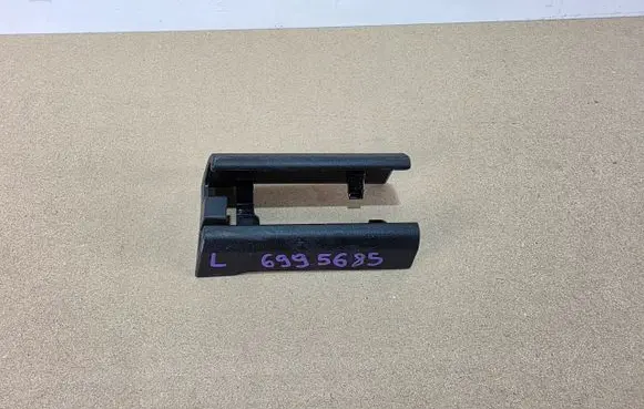 BMW X5 G05 Front door seat control surround trim 