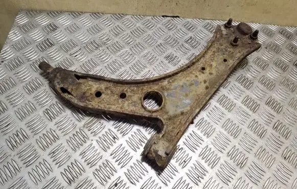Skoda Octavia Mk2 (1Z) Front lower control arm/wishbone 1K0407190E