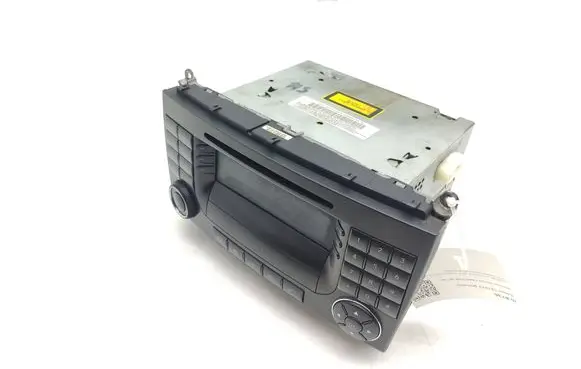 Mercedes-Benz CLK A209 C209 Radio/CD/DVD/GPS head unit A2098203789