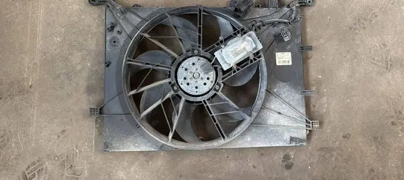 Volvo V70 Electric radiator cooling fan 0130303909 8649634