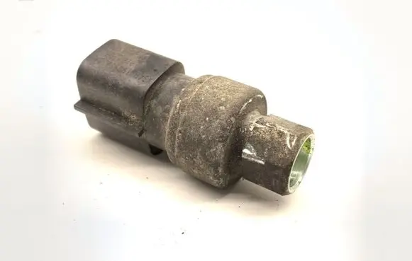 Volvo V50 Air conditioning (A/C) pressure sensor XS4H-190594-AA