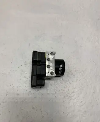 Ford Focus C-MAX ABS Pump 3M512M110JA 7G67C09J71