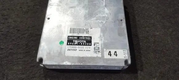 Toyota Avensis T220 Engine control unit/module 8966144300 89661-44300