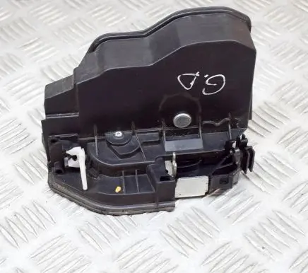 BMW 4 F32 F33 Rear door lock 7202148