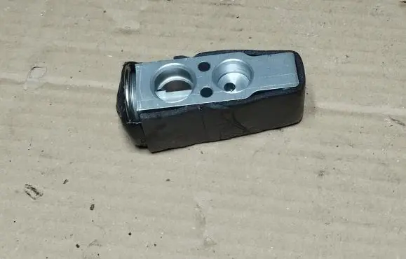 Honda Civic IX Air conditioning (A/C) expansion valve 
