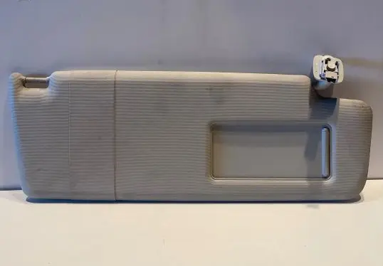 Volkswagen Tiguan Sun visor