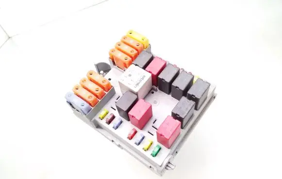 Fiat Croma Fuse module 51738102 57657 46520411